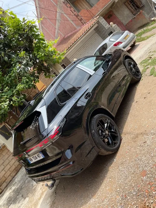 Volkswagen New Tiguan 2025 R-LINE BLACK ÉDITION SAFI