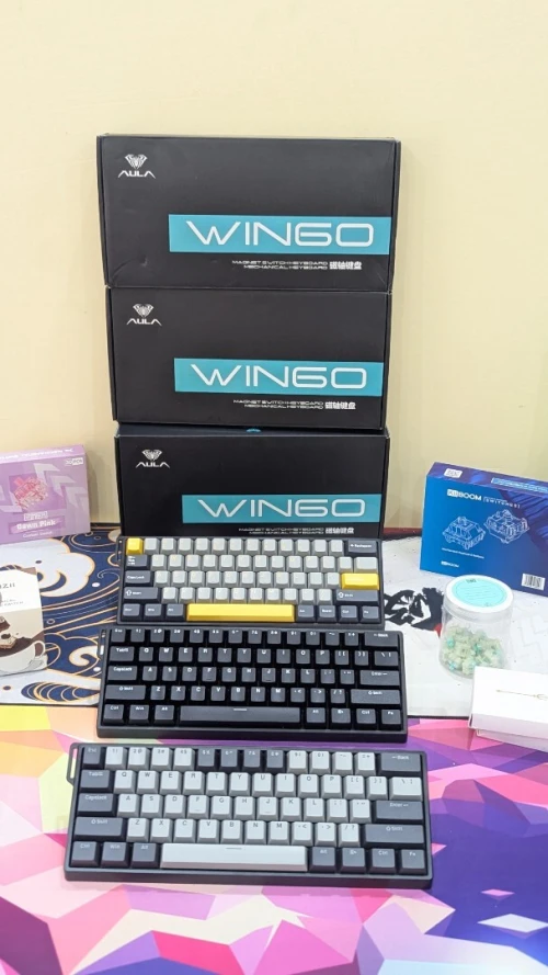 Aula Gaming Keyboard : Magnetic and Wireless Keyboards