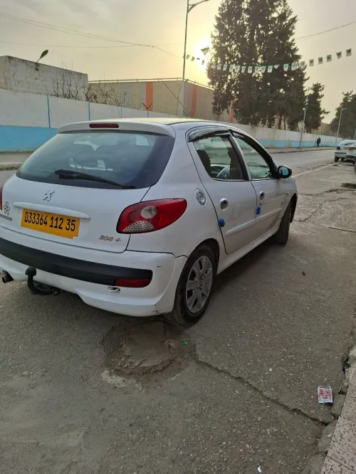 Peugeot 206 Plus 2012 generation