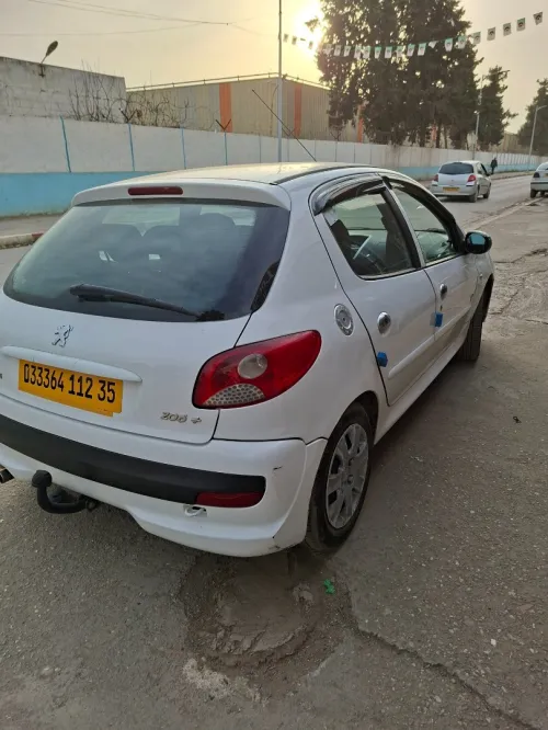 Peugeot 206 Plus 2012 generation