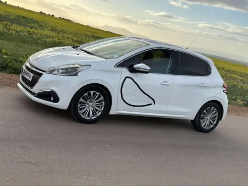 Peugeot 208 2019 Allure Facelift