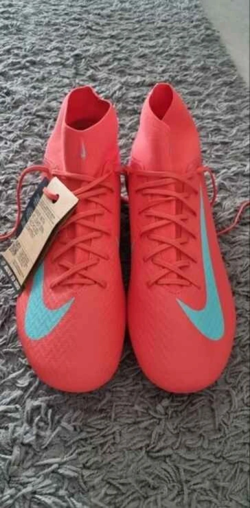 Soulier original academy pointure 41 Prix 12mya Jdid