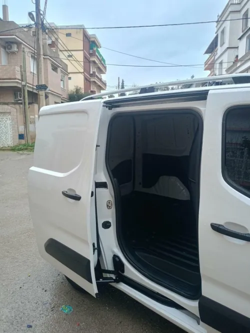 Fiat Doblo 2023 Professionnel Italie