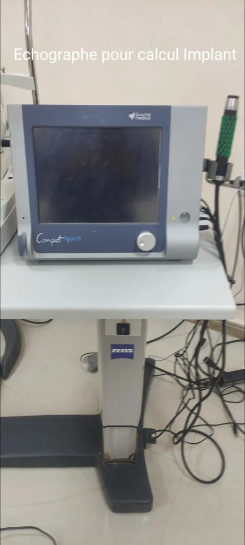 Tonomètre Nidek+ Echographe ophtalmique