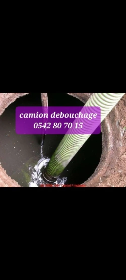 Débouchage d'égouts et nettoyage .