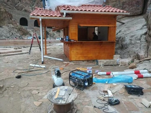 Construction des bungalow et chalets et buvette en bois