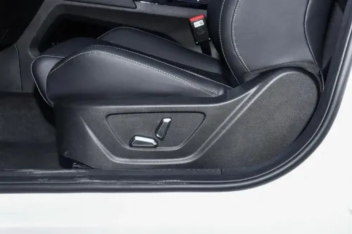 Geely Coolray 2025 