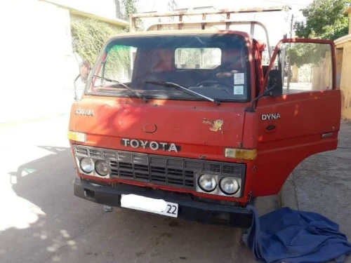 Toyota bu 30 1985