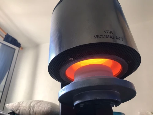 Four ceramique vita t40