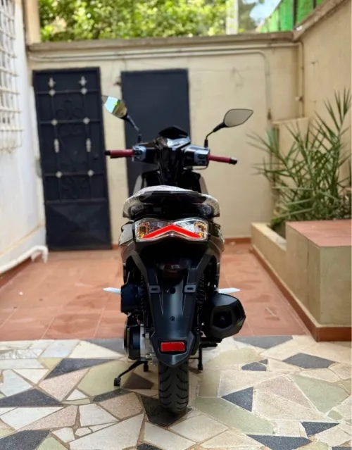 Sym St 2025
