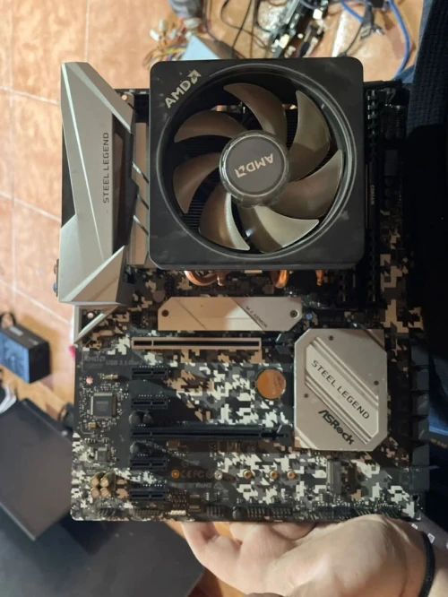 Ryzen 7 3700X + B450 Steel Legend + 16Go Corsair Vengeance LPX | Pack CPU / CM / RAM