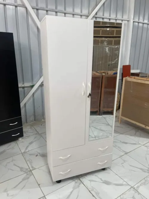 armoire / chambre / commode / rangement