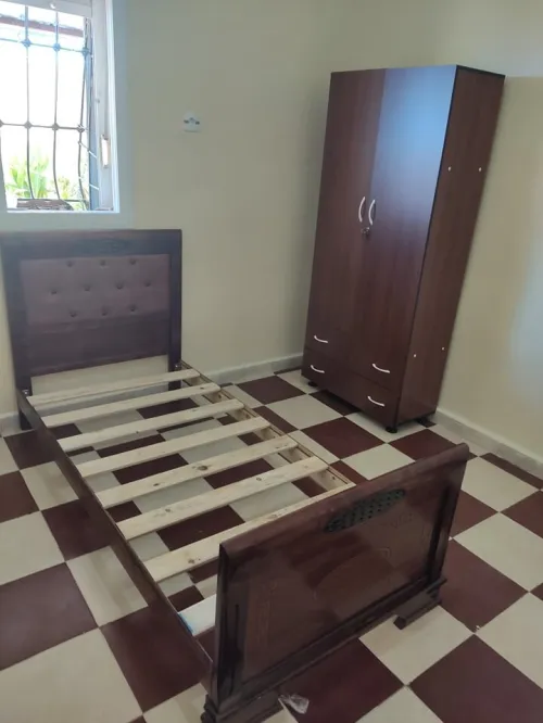 armoire / chambre / commode / rangement
