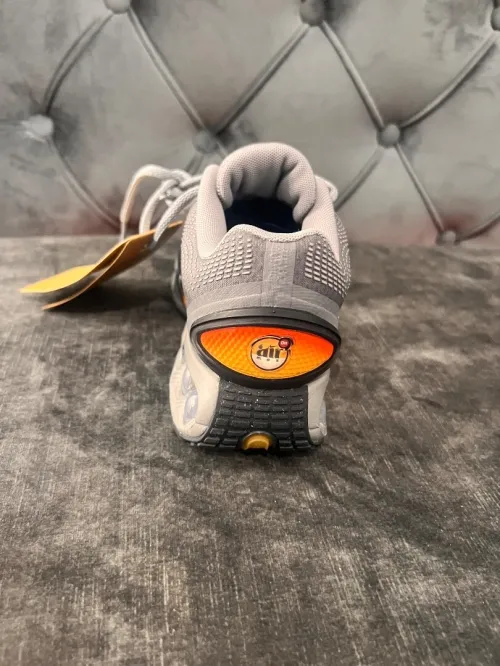 Nike Dn