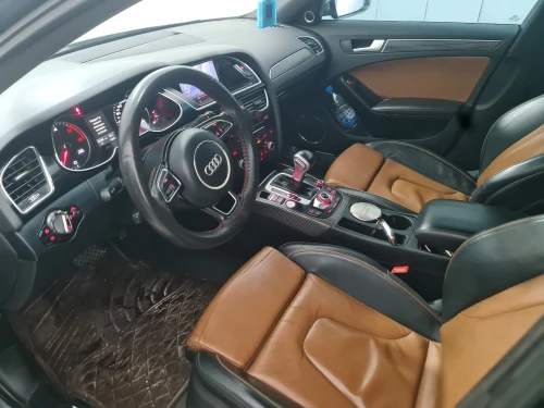 Audi A4 2016 S Line +