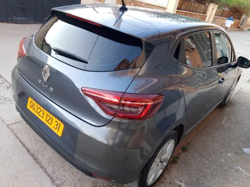 Renault Clio 5 2021 Bsnes