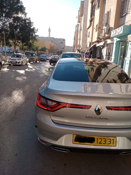 Renault Megane 4  2023 