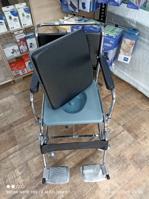 Fauteuil GARDE ROBE chrome+roues