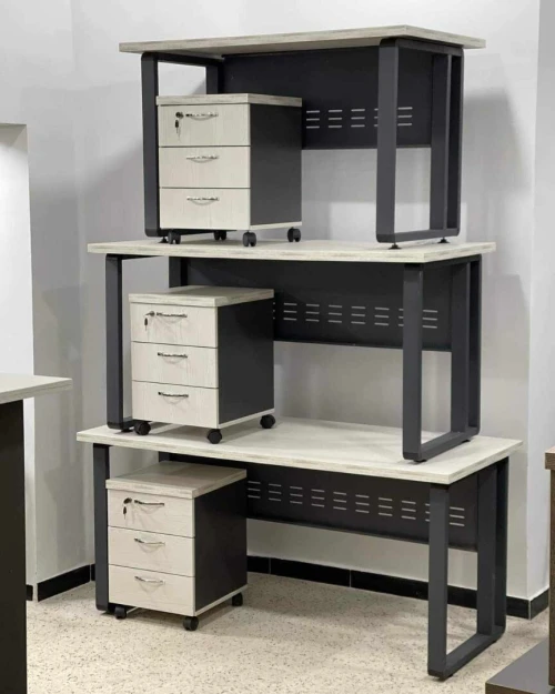 Bureau en pieds métallique avec caisson mobile 3 tiroirs