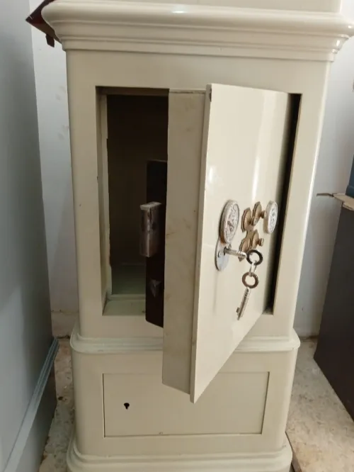 Coffre fort français 