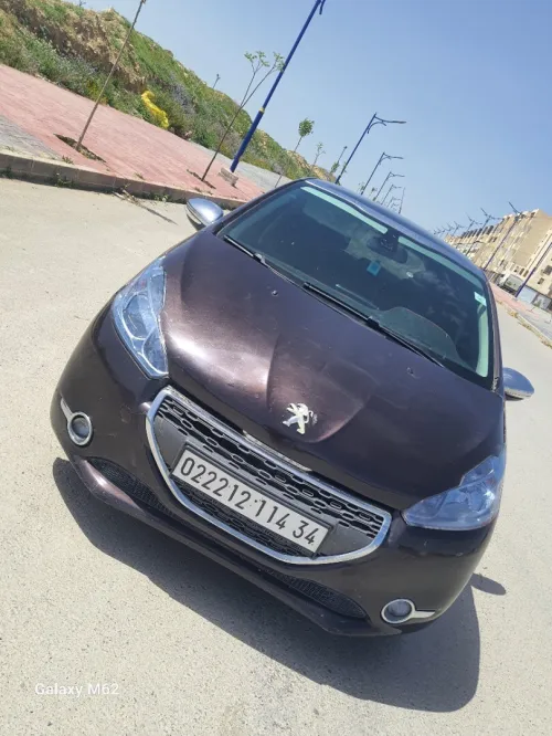 Peugeot 208 2014 Allure