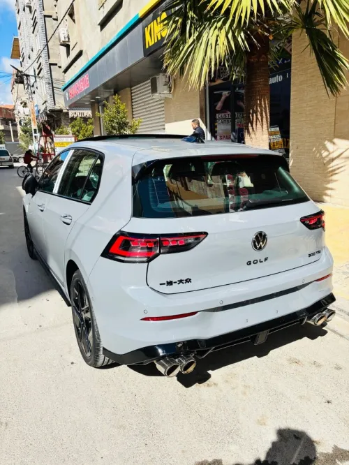 Volkswagen Golf 8 2025 R-Line