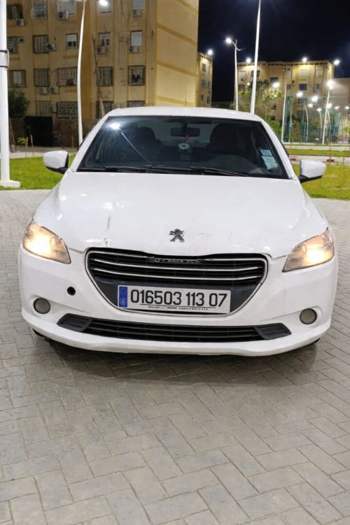 Peugeot 301 2013 Allure