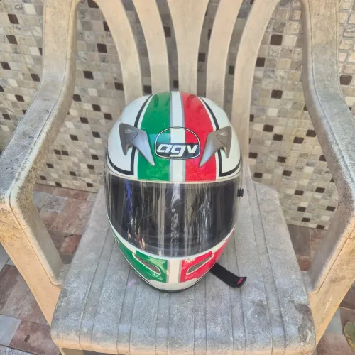 Casque moto AGV