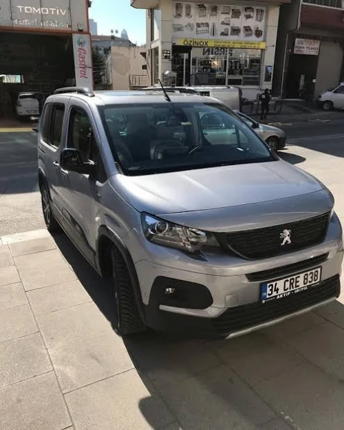 location mini van bus transport vip Délégation évènements 