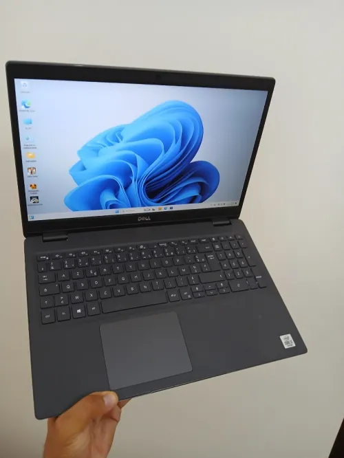 Dell latitude 3510 I3-10110U RAM 8GB SSD 256GB