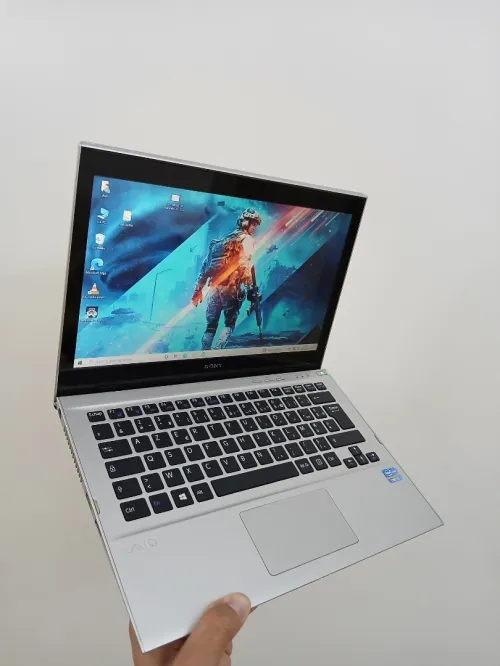 Sony Ecran Tactile i5 3337U RAM 8GB