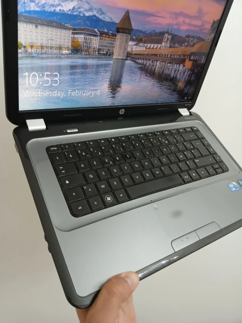 HP Pavillion G6 Intel I3-M370 RAM 8GB 15.6" HDD 750GB