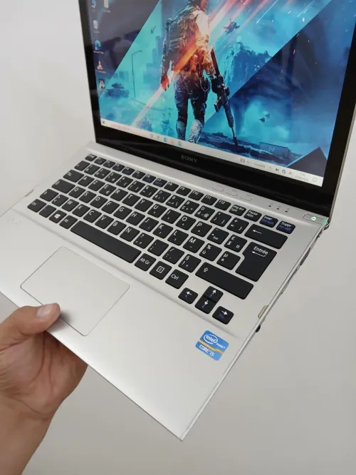 Sony Ecran Tactile i5 3337U RAM 8GB