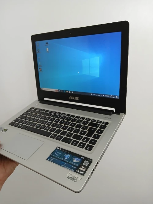 ASUS K46CM Intel I5-3317U RAM 6GB Nvidia Geforce GT 635M 2GB