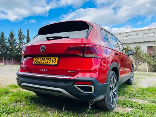 Volkswagen Tiguan 2023 Taos