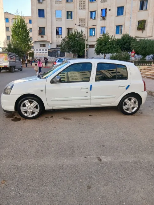 Renault Clio Campus 2012 Bye bye