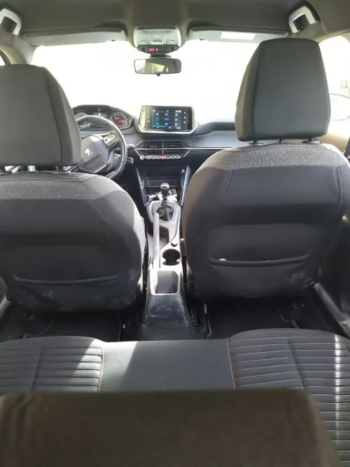 Peugeot 2008 2023 