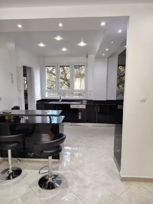 Location Appartement F3 Alger Hydra