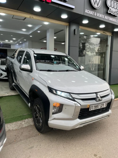 Mitsubishi L200 2021 Doube cabine Evolution