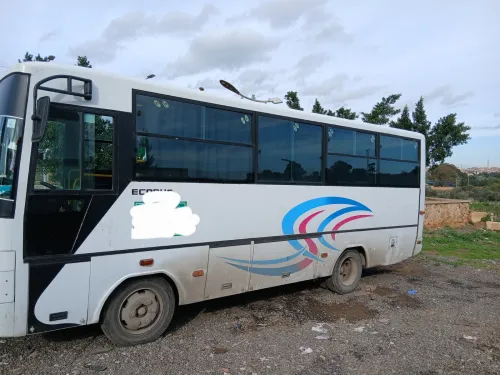 Isuzu Isuzu bus 2010