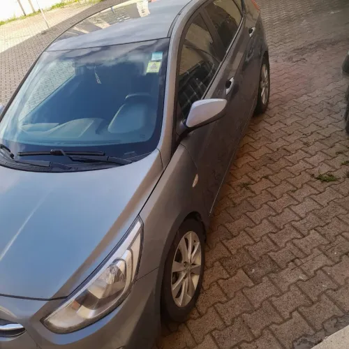 Hyundai Accent RB  4 portes 2018 Accent RB  4 portes