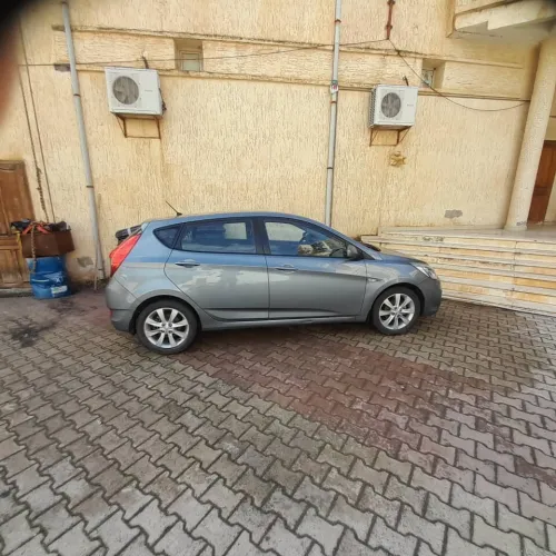 Hyundai Accent RB  4 portes 2018 Accent RB  4 portes
