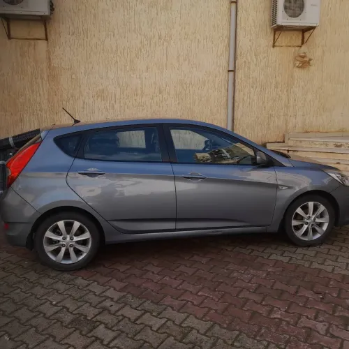 Hyundai Accent RB  4 portes 2018 Accent RB  4 portes
