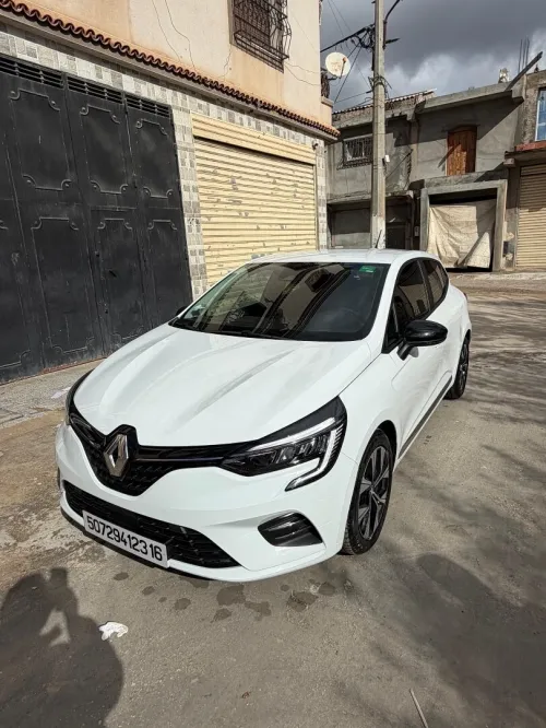 Renault Clio 5  2023 Evolution