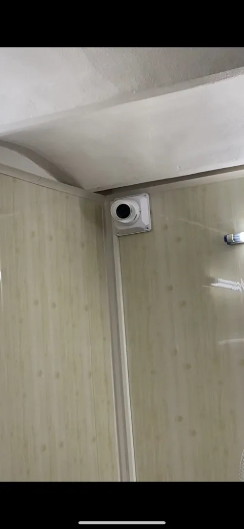 Montage caméra de surveillance 