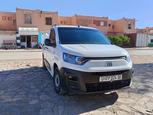 Fiat Doblo 2024 2 Places