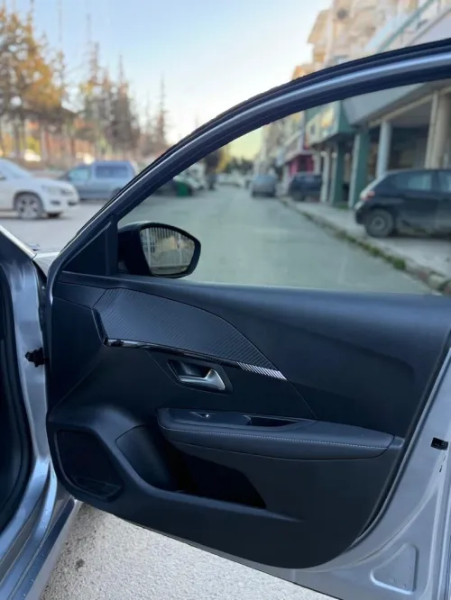 Peugeot 208 2025 Allure Pack