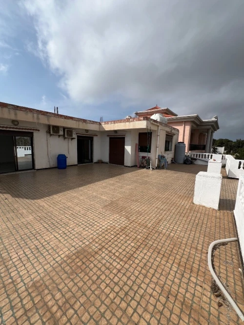 Location Appartement Niveau de villa F5 Alger Ben aknoun