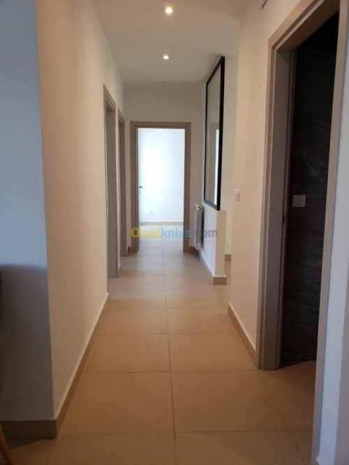 Location Appartement F4 Alger Hydra