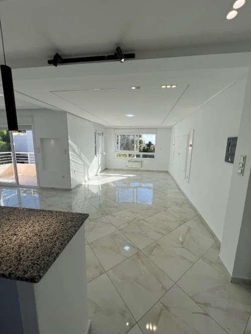 Location Appartement Niveau de villa F3 Alger Hydra
